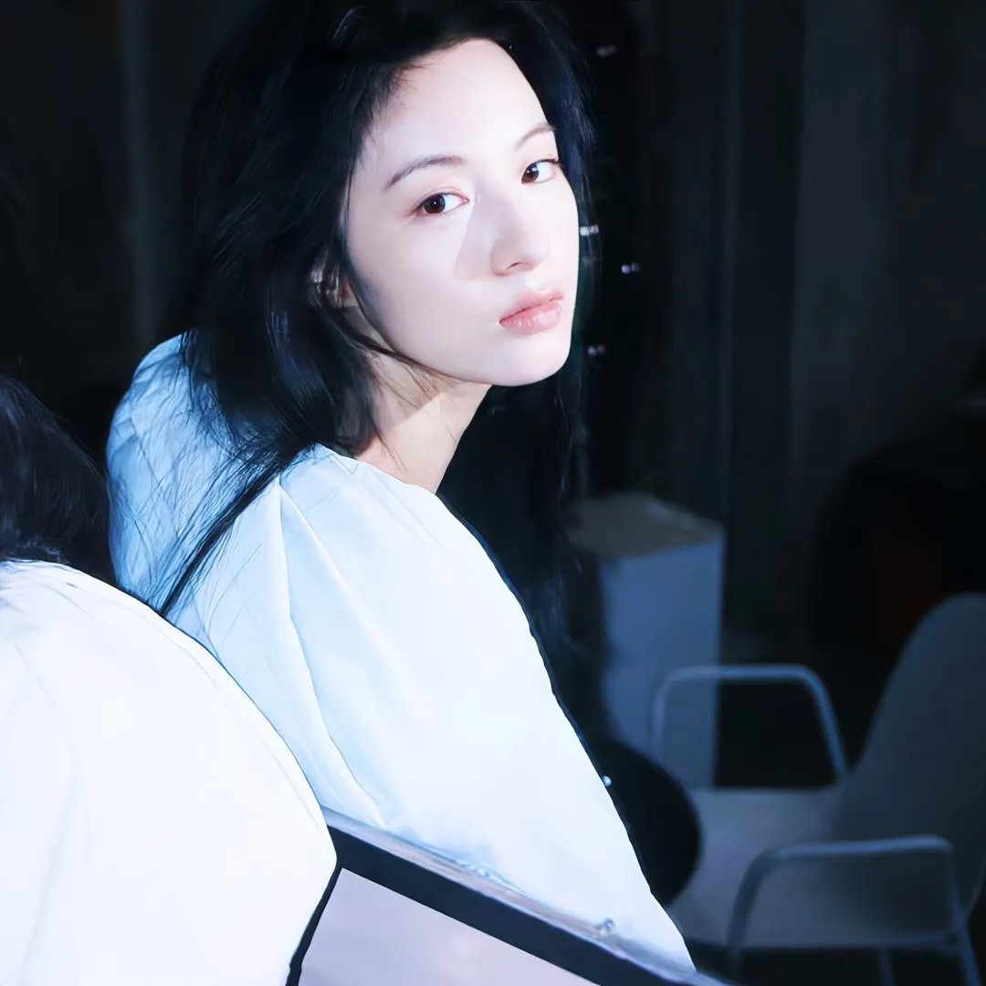 怪物少女妮莫娜